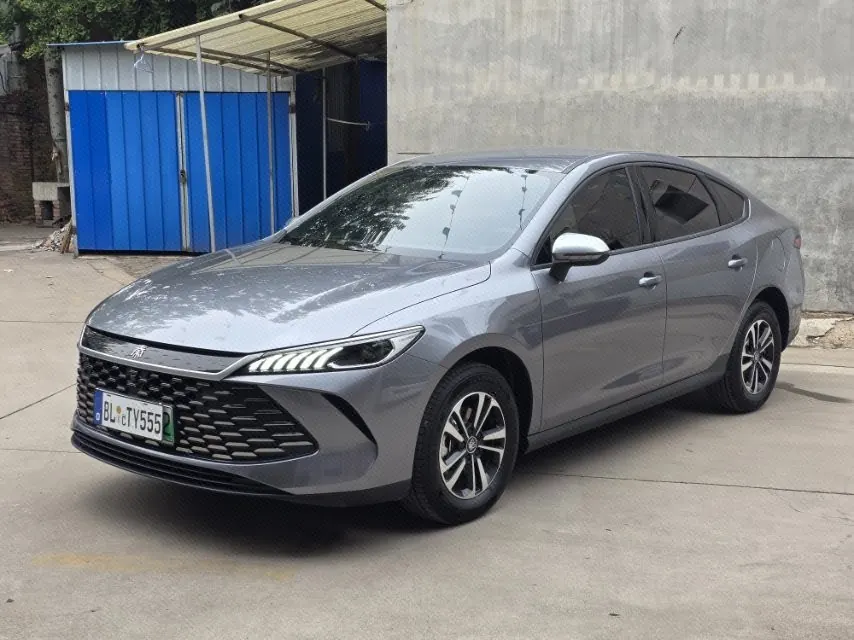 打开图片灯箱:BYD 2025 Qin PLUS DM-i 1.5 stepless smart driving version 128KM aggressive automatic gear