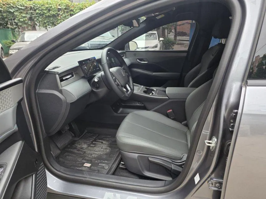 BYD 2025 Qin PLUS DM-i 1.5 stepless smart driving version 128KM aggressive automatic gear 4