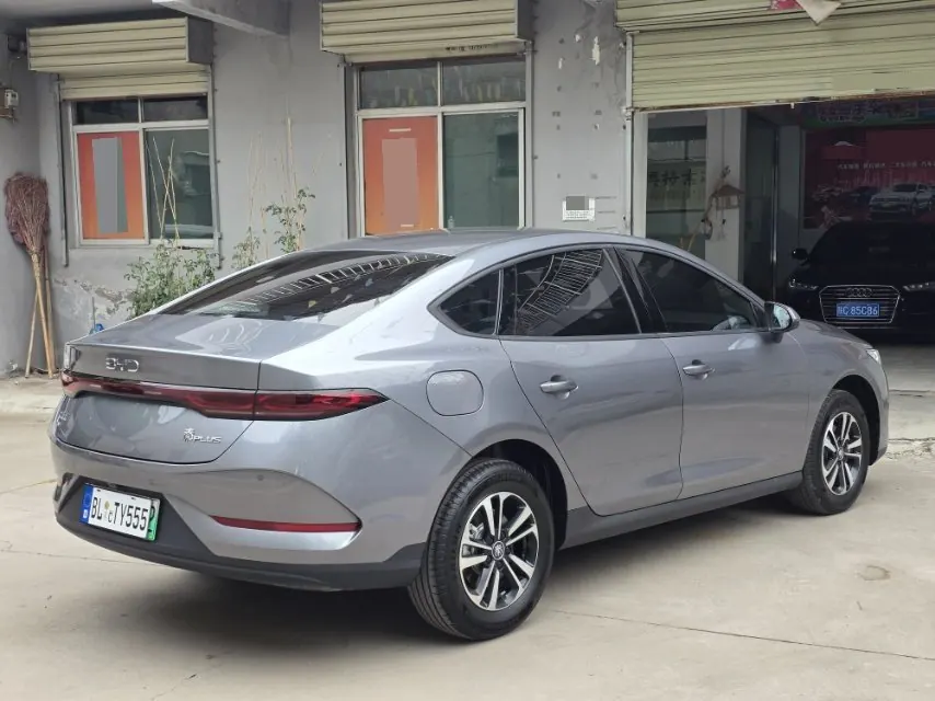 BYD 2025 Qin PLUS DM-i 1.5 stepless smart driving version 128KM aggressive automatic gear 9