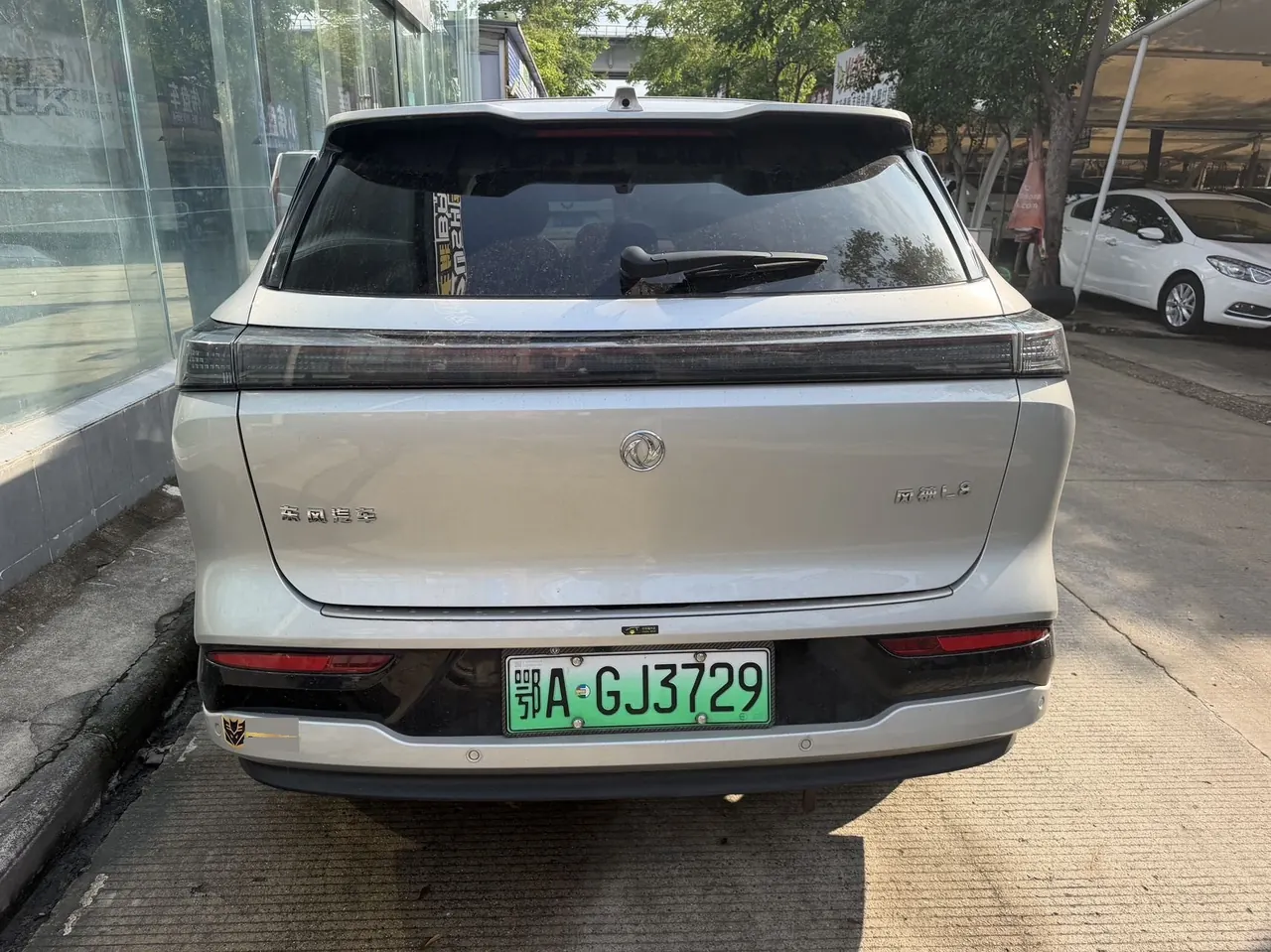 Fengshen 2025 L8 1.5T 112KM Li Edition Automatic Gear 7