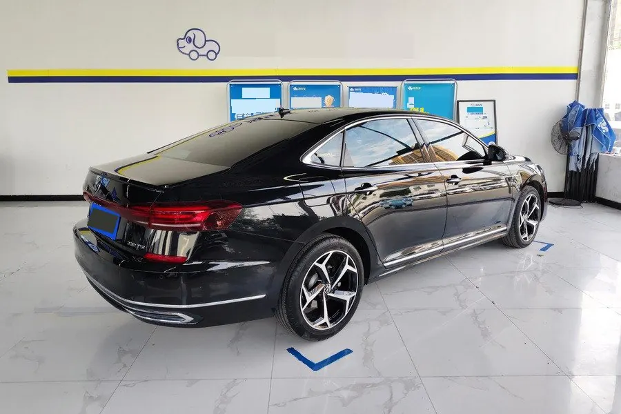 Volkswagen 2023 Passat 2.0TSI 330TSI Deluxe Edition (Modified) Automatic Gear 2