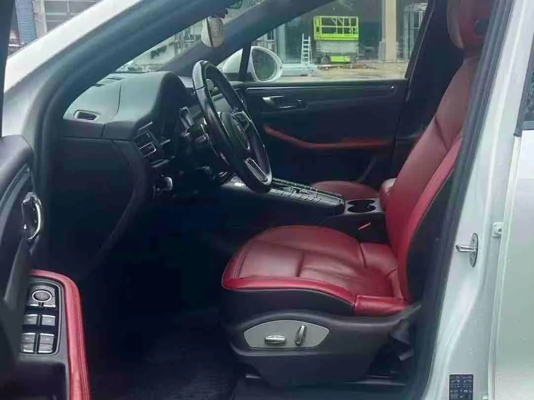 Porsche Macan (Imported) 2021 Macan 2.0T Automatic Gear 3