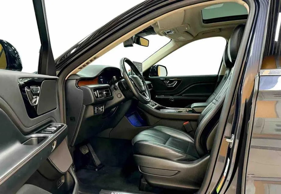 Lincoln 2021 Aviator 3.0T V6 4-wheel Drive Premium Edition Automatic Gear 3
