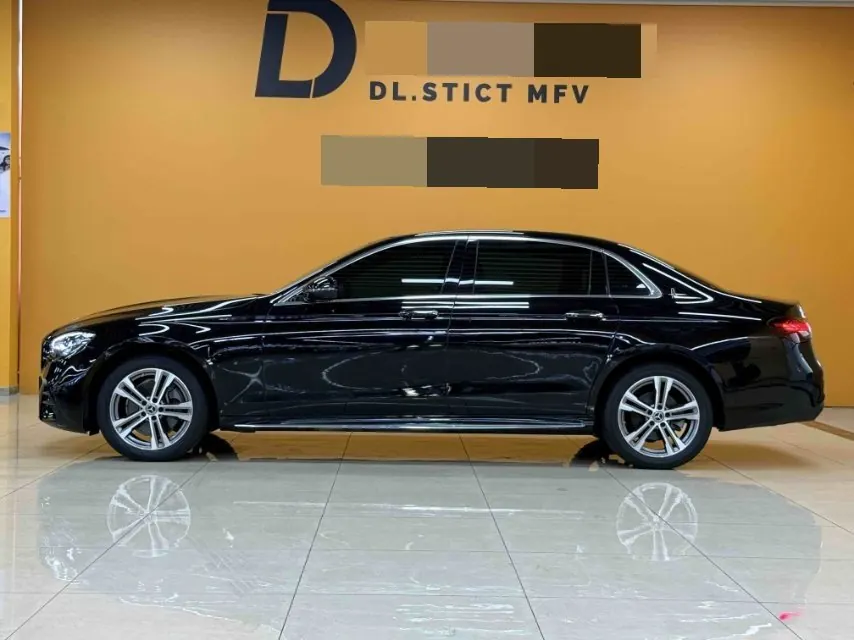 Mercedes Benz E Class 2021 E 260 L 4MATIC 48V 1.5T Sports Automatic 3