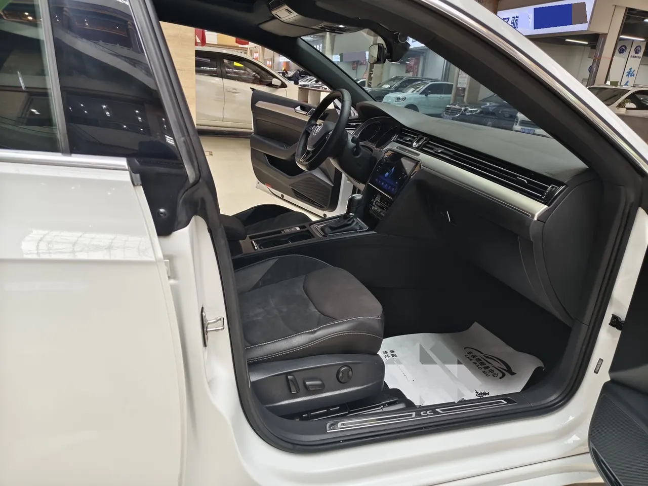 Volkswagen 2020 CC 2.0TSI 330TSI Huayan Edition Automatic Gear 4