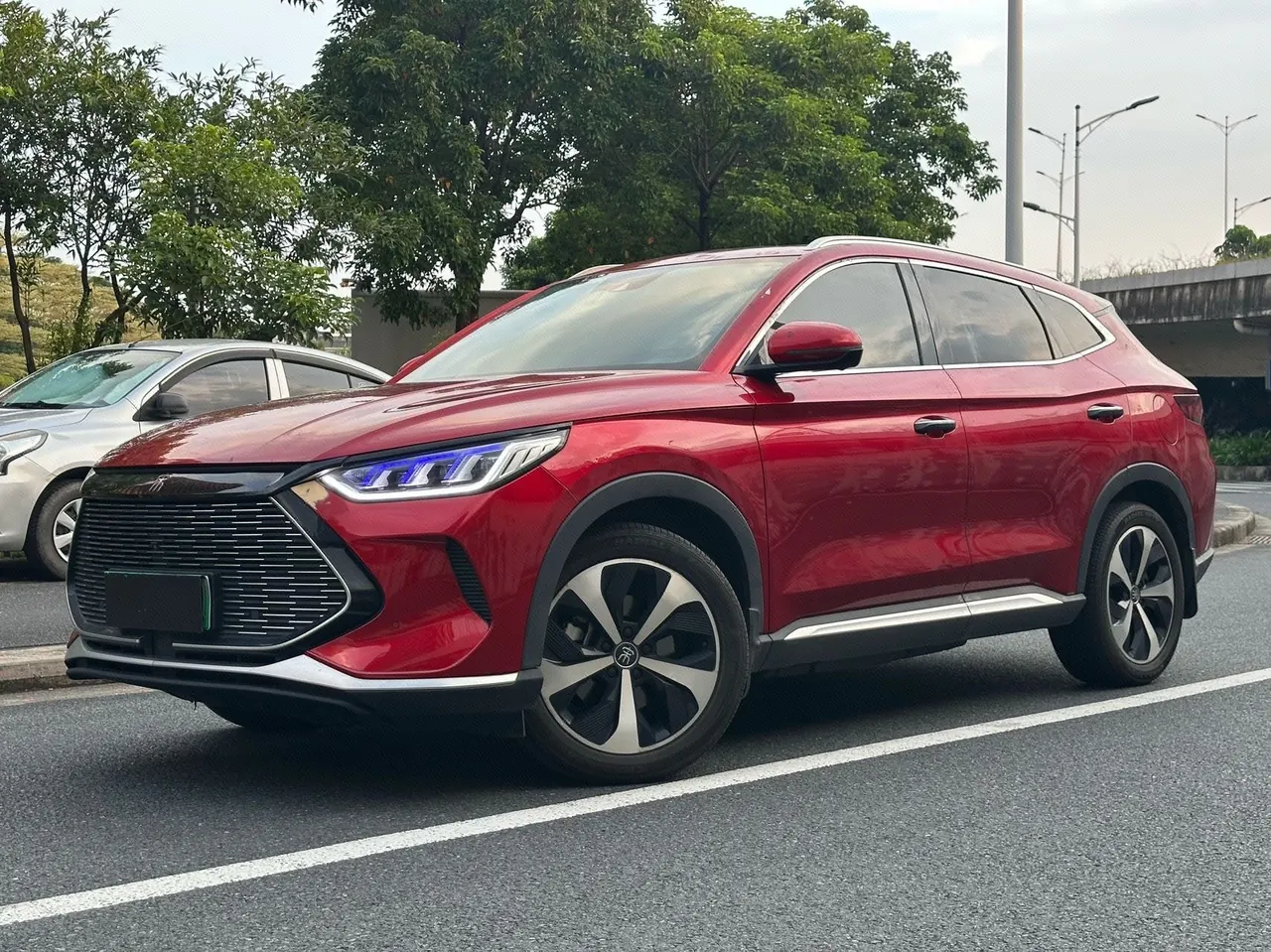 Open image lightbox: BYD Song PLUS New Energy 2021 Song PLUS DM-i 1.5 Stepless 110KM Flagship Automatic Gear