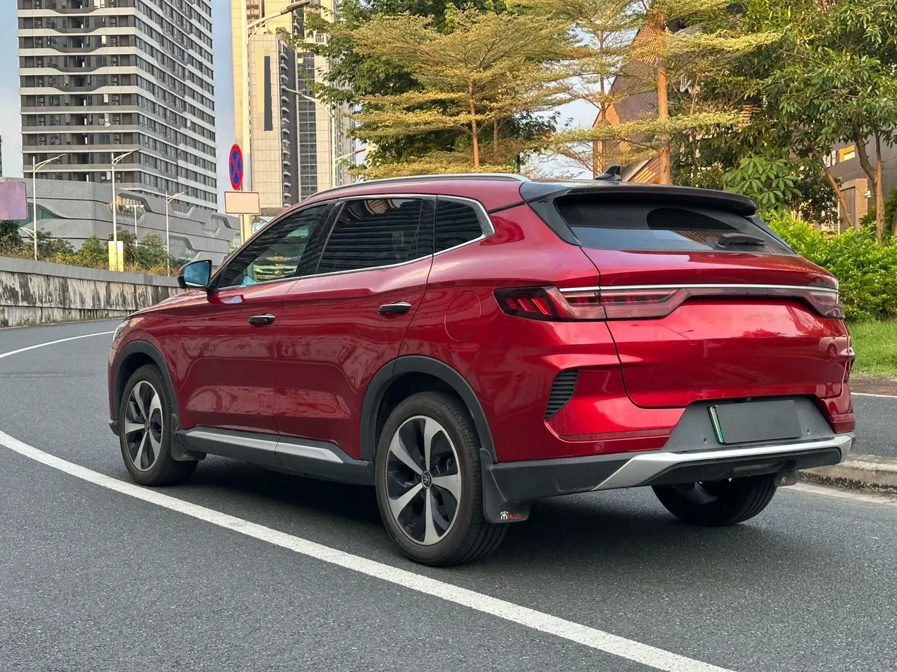 BYD Song PLUS New Energy 2021 Song PLUS DM-i 1.5 Stepless 110KM Flagship Automatic Gear 3