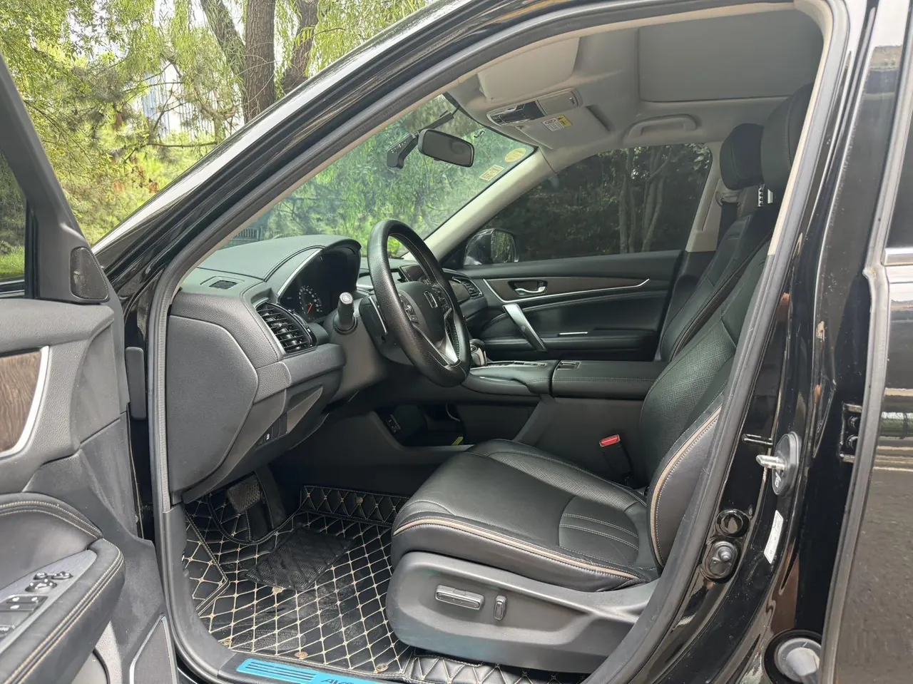 Honda 2020 Crown Road 1.5T Stepless 240TURBO Two-Drive Comfortable Edition Automatic Gear 7