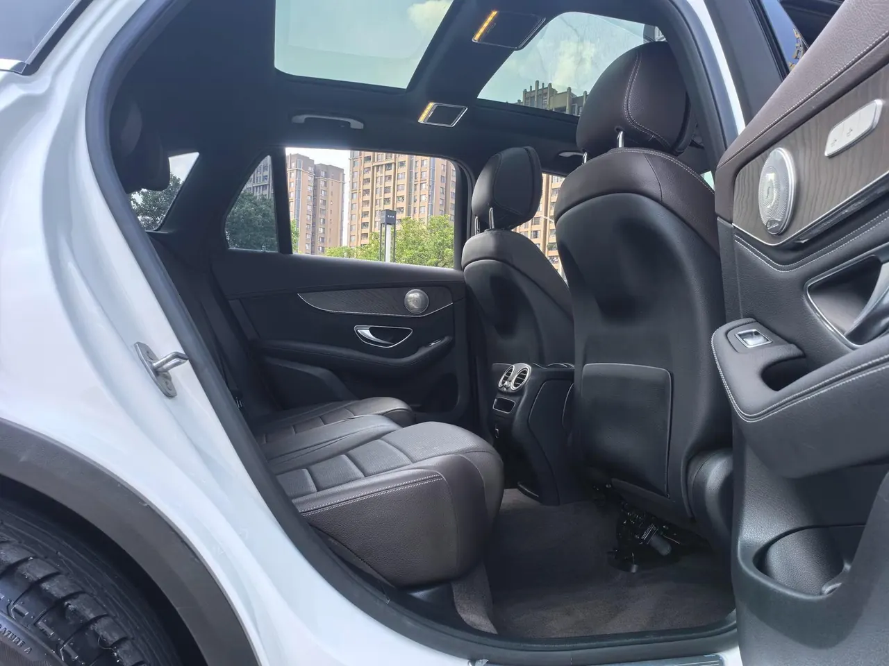 Mercedes Benz 2020 GLC 260 L 4MATIC 2.0T Luxury (Modified) Automatic Gear 12
