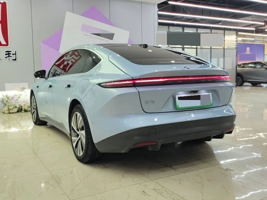 NIO 2022 ET5 75kWh automatic gear 9