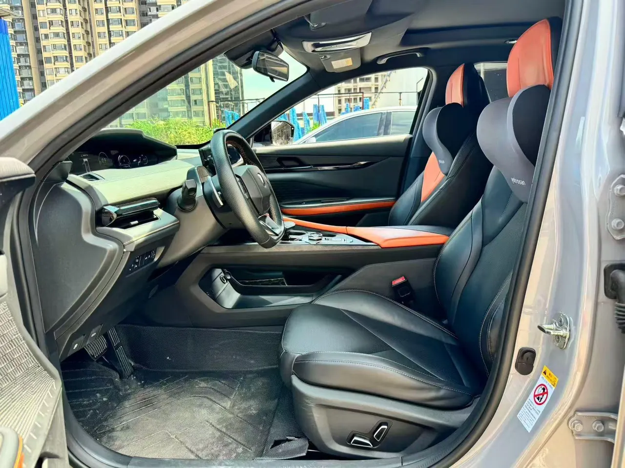 ChangAn 2022 UNI-V 1.5T honorable automatic gear 7