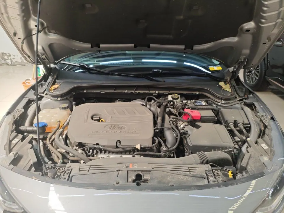 Ford 2022 Fox-hatchback 1.5T EcoBoost 180 Racing Edition Automatic Gear 6