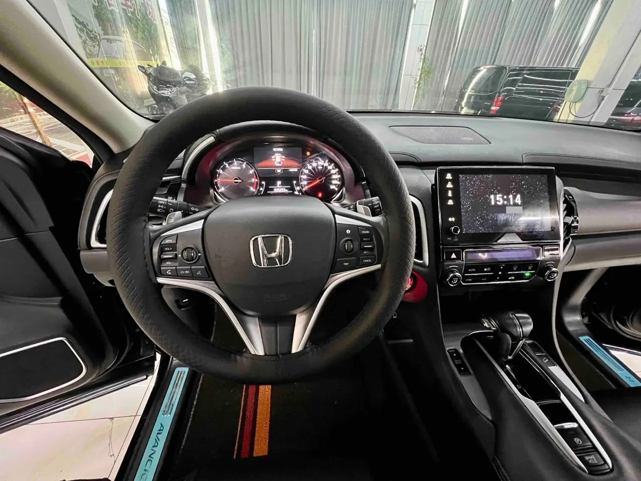 Honda 2020 Crown Road 1.5T Stepless 240TURBO Two-Drive Elite Automatic Gear 4