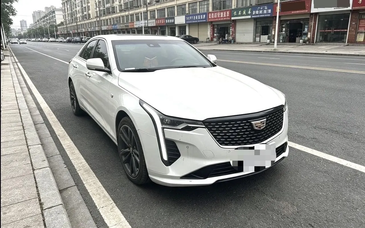 Cadillac 2022 CT4 2.0T 28T luxury automatic gear 5