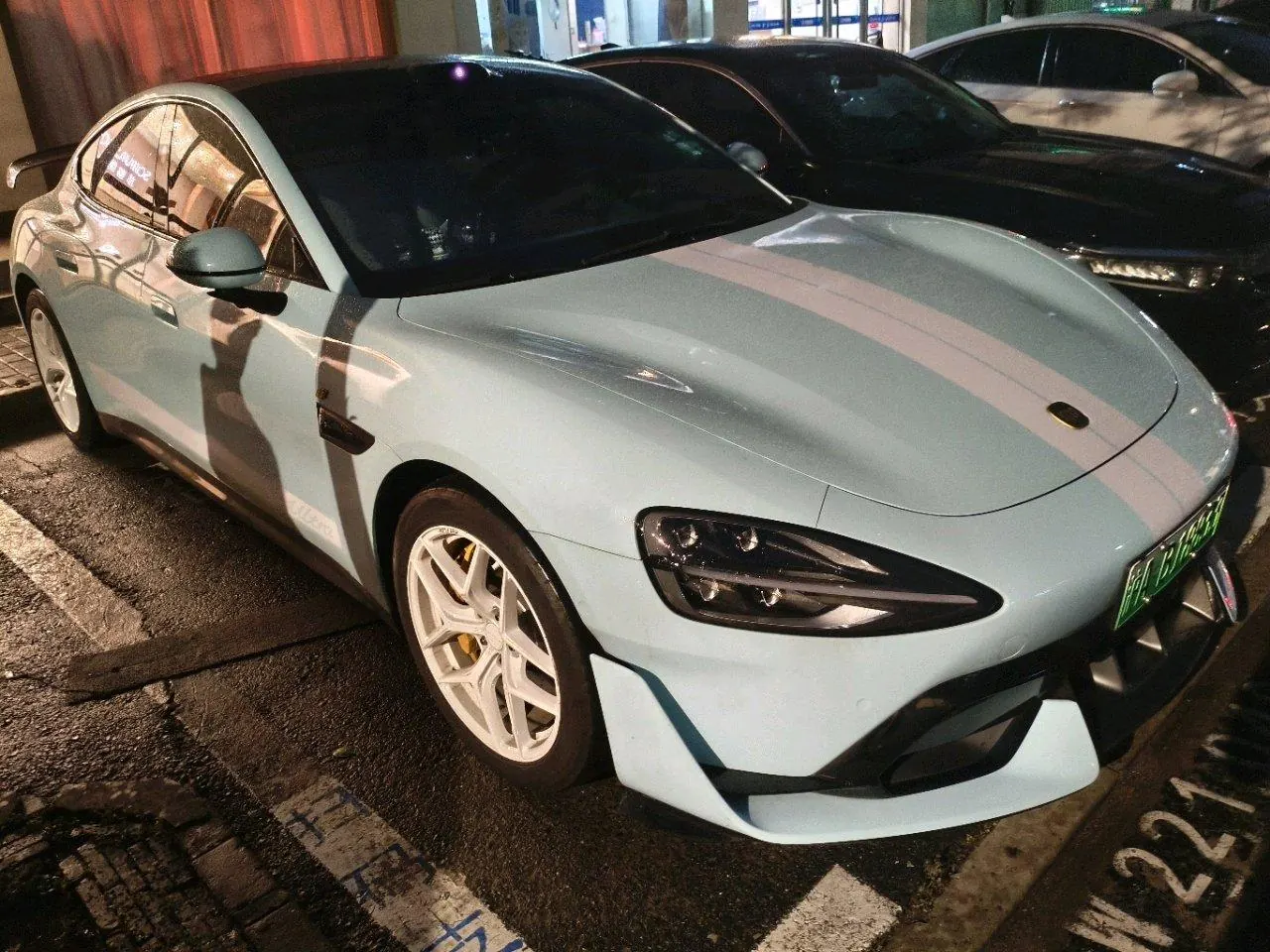 MI 2024 SU 7 800km 4-wheel drive ultra-long endurance high-end smart driving Max version automatic gear 2