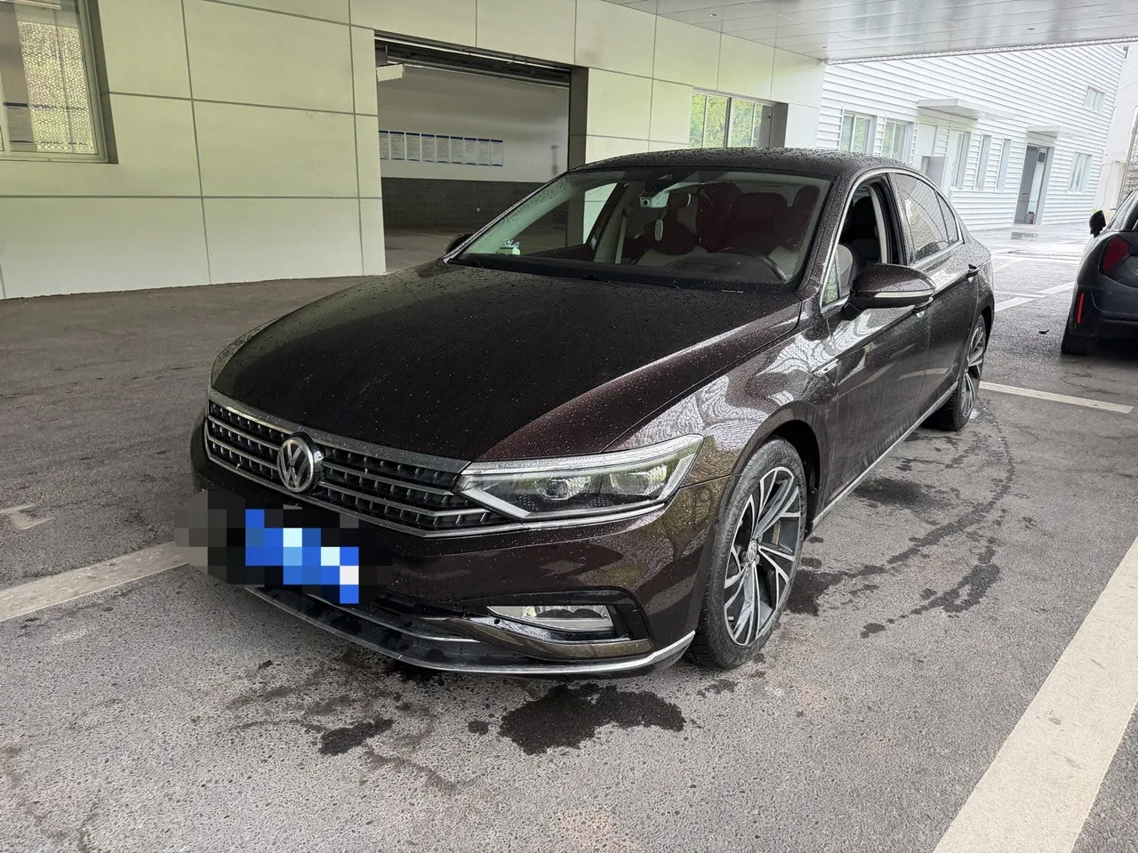 Open image lightbox: Volkswagen 2020 Magotan 2.0TSI 380TSI flagship automatic gear