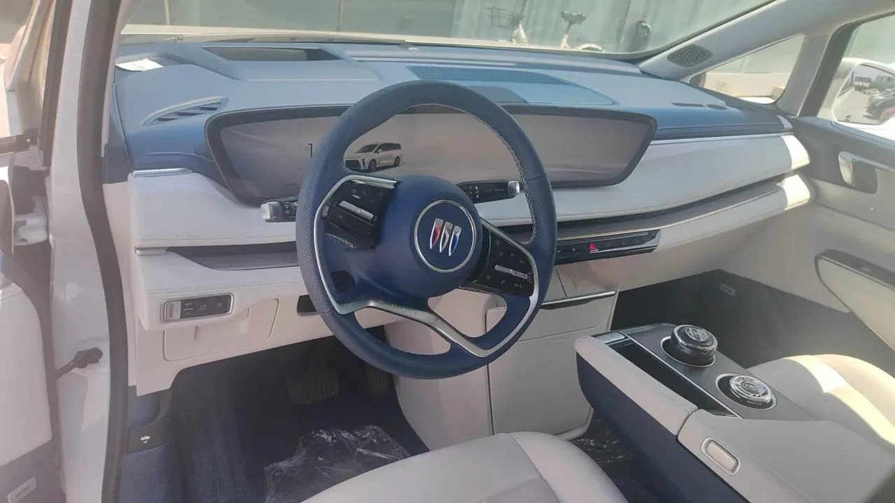 Buick 2024 GL8 Lu Zun PHEV 1.5T Luxury Edition 7-seat Automatic Gear 3