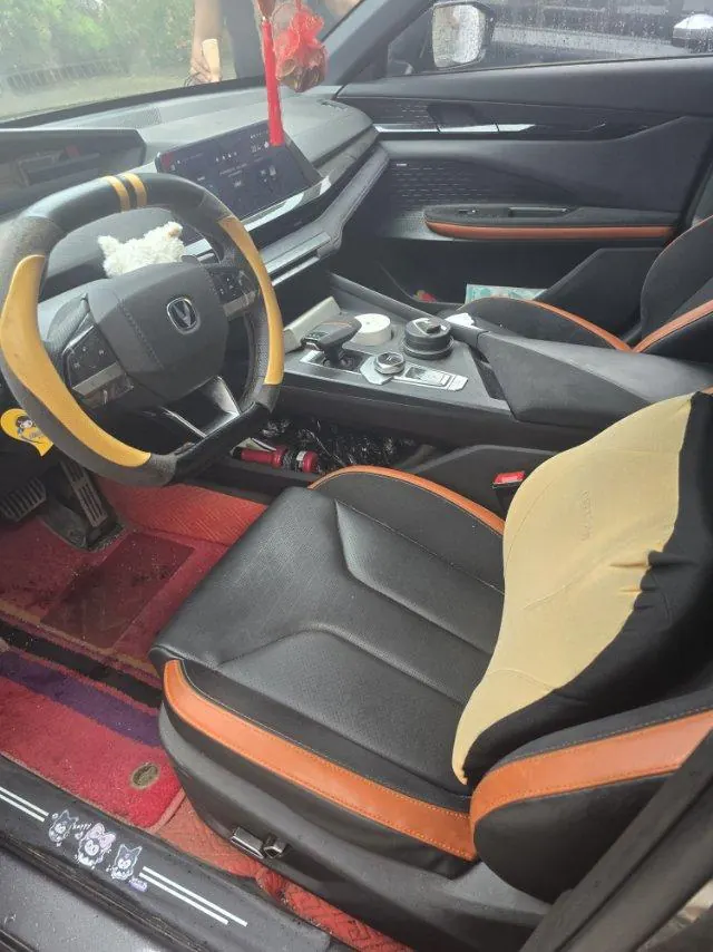 ChangAn 2022 UNI-V 2.0T Front Speed Edition Automatic Gear 4