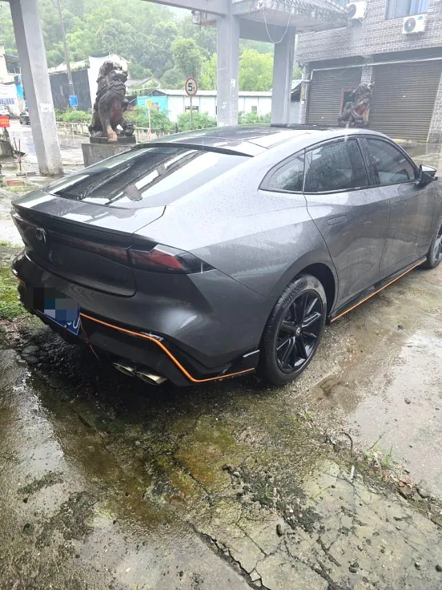 ChangAn 2022 UNI-V 2.0T Front Speed Edition Automatic Gear 6