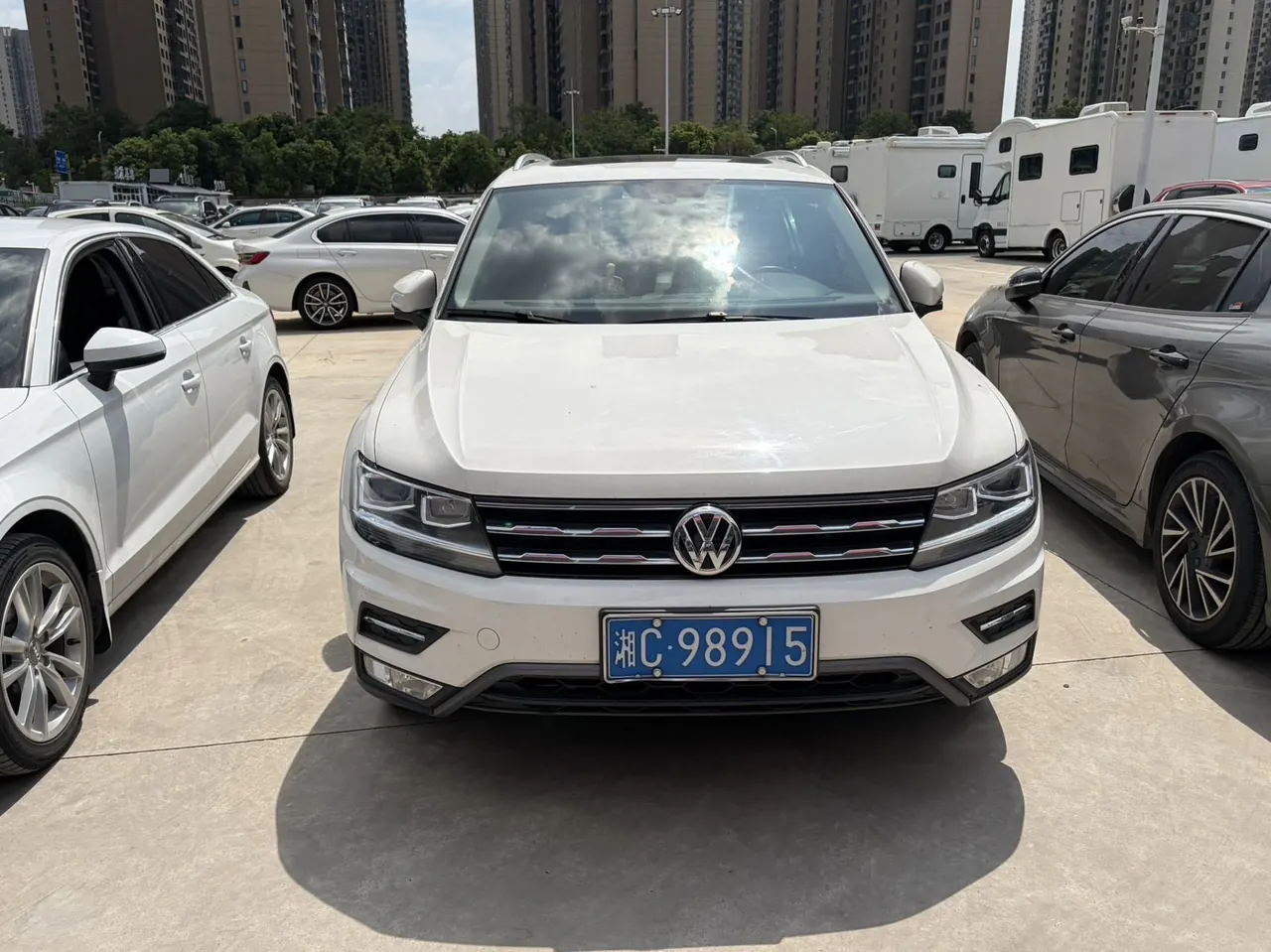 Volkswagen 2020 Tiguan L 2.0TSI 330TSI Two-Drive Panoramic Comfort Edition Automatic Gear 2