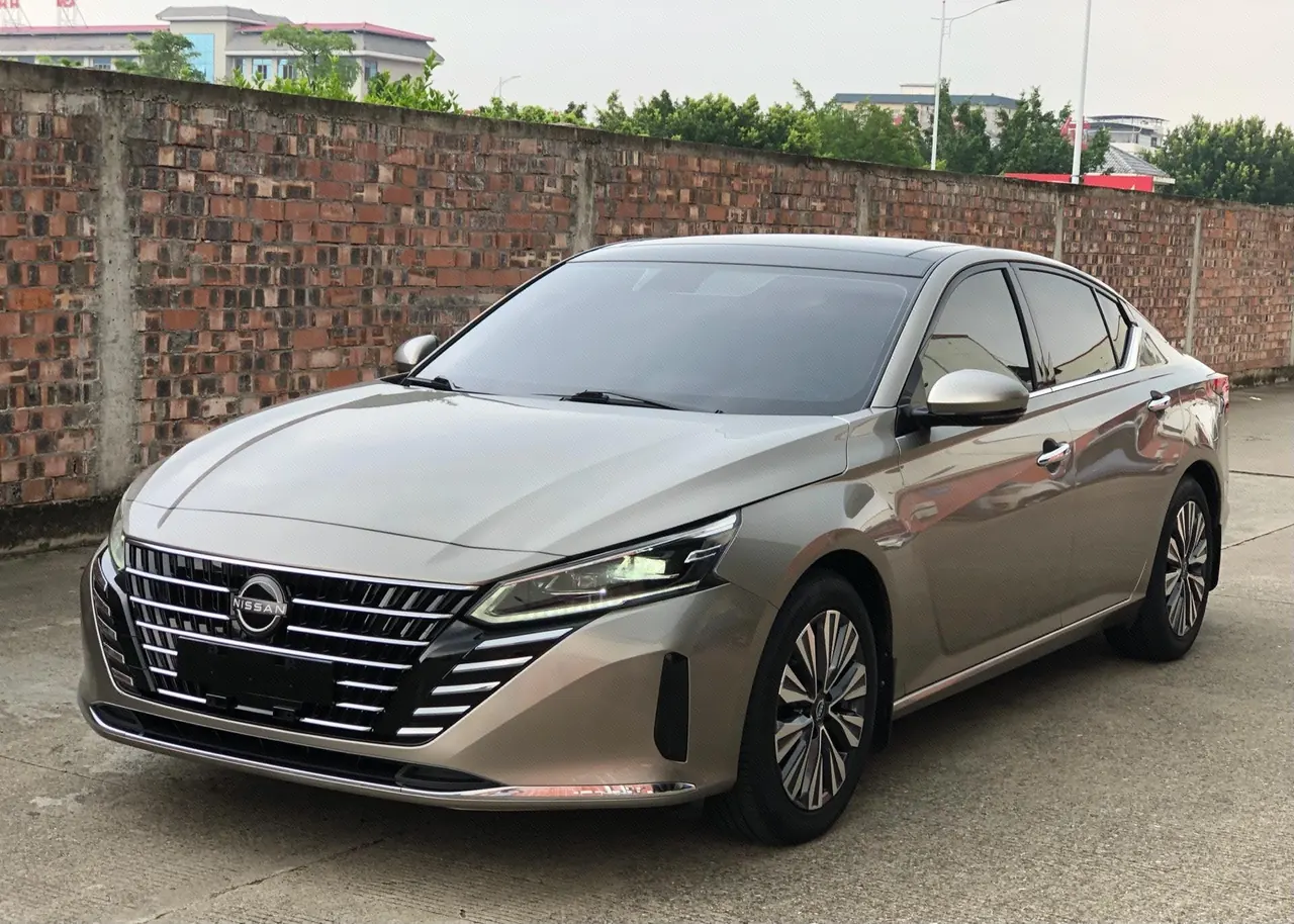 Open image lightbox: Nissan 2022 Teana 2.0 Stepless XL-TLS Pleasant Edition Automatic Gear