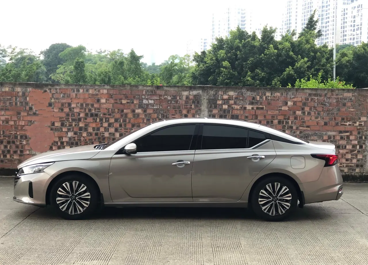 Nissan 2022 Teana 2.0 Stepless XL-TLS Pleasant Edition Automatic Gear 3