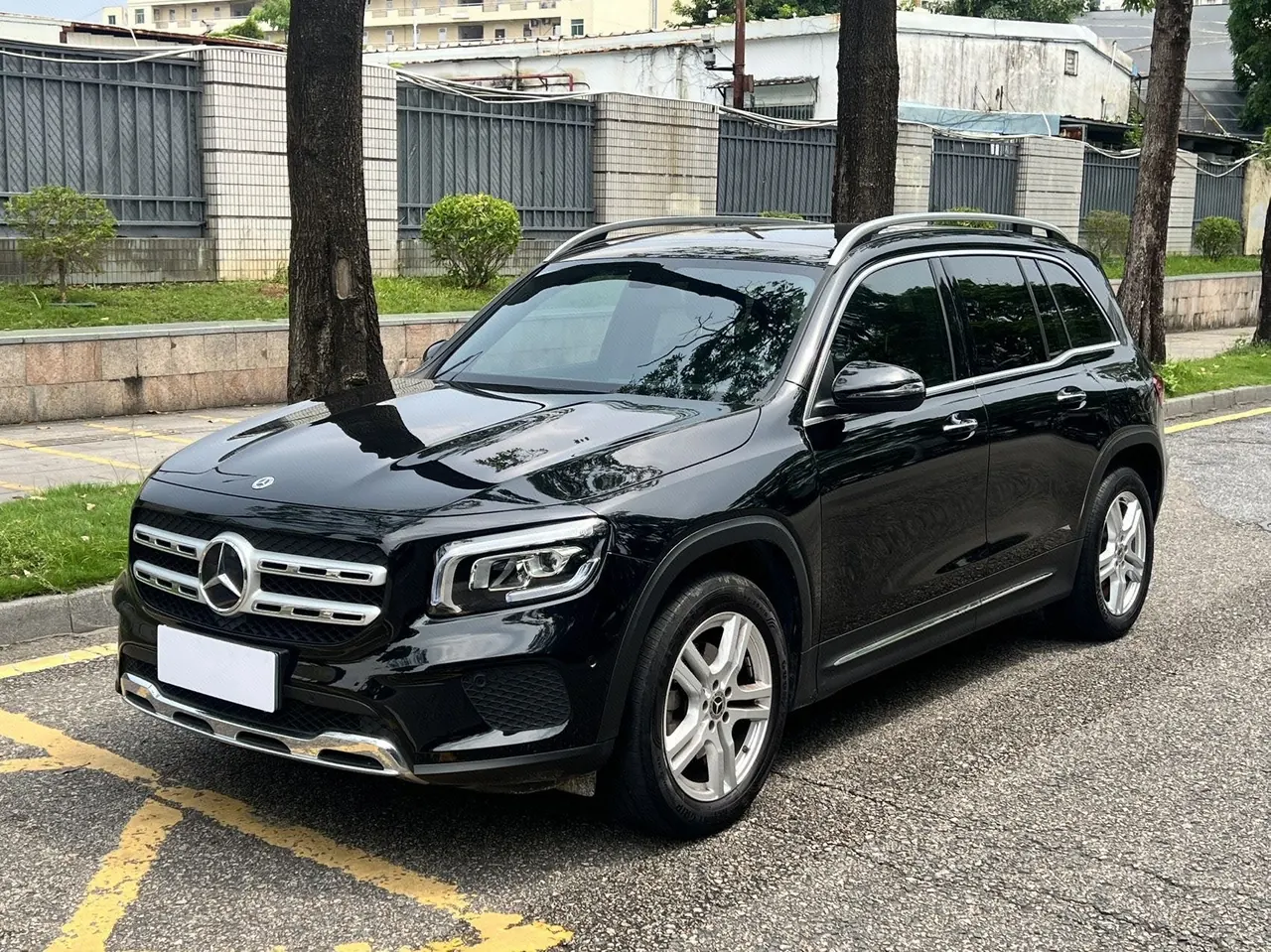 Open image lightbox: Mercedes Benz 2022 GLB 200 1.3T Dynamic (Modified) Automatic Gear