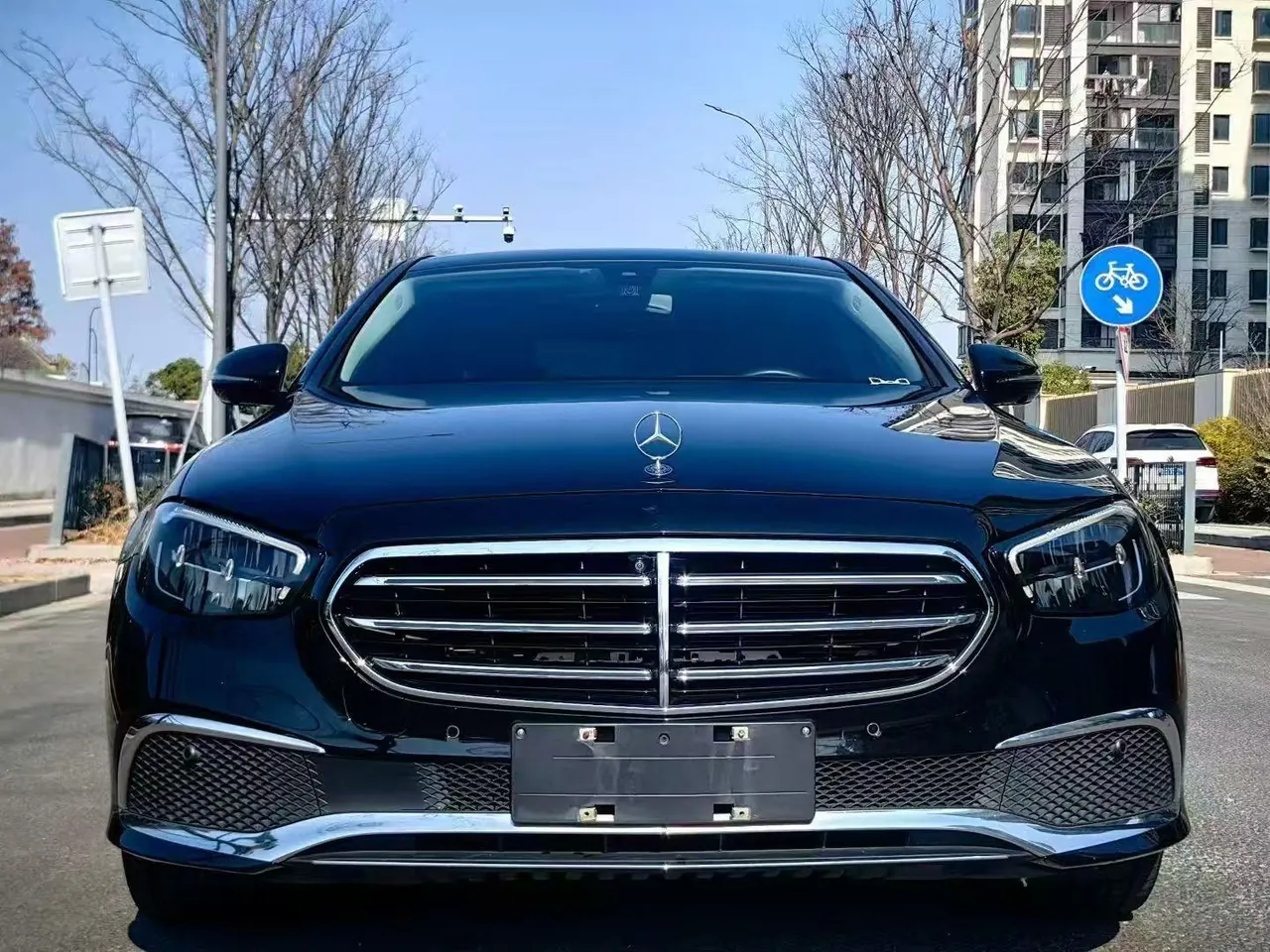 Mercedes Benz E Class 2022 E 300 L 2.0T Luxury (Change 2) Automatic Gear 2