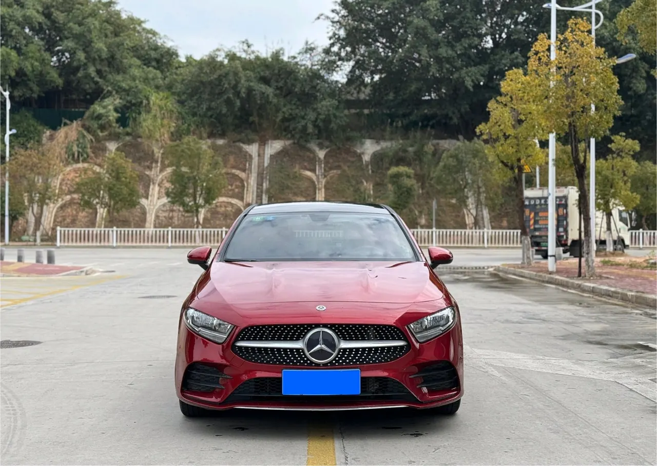 Mercedes Benz Class A 2023 A 200 L 1.3T Fashion Automatic Gear 5