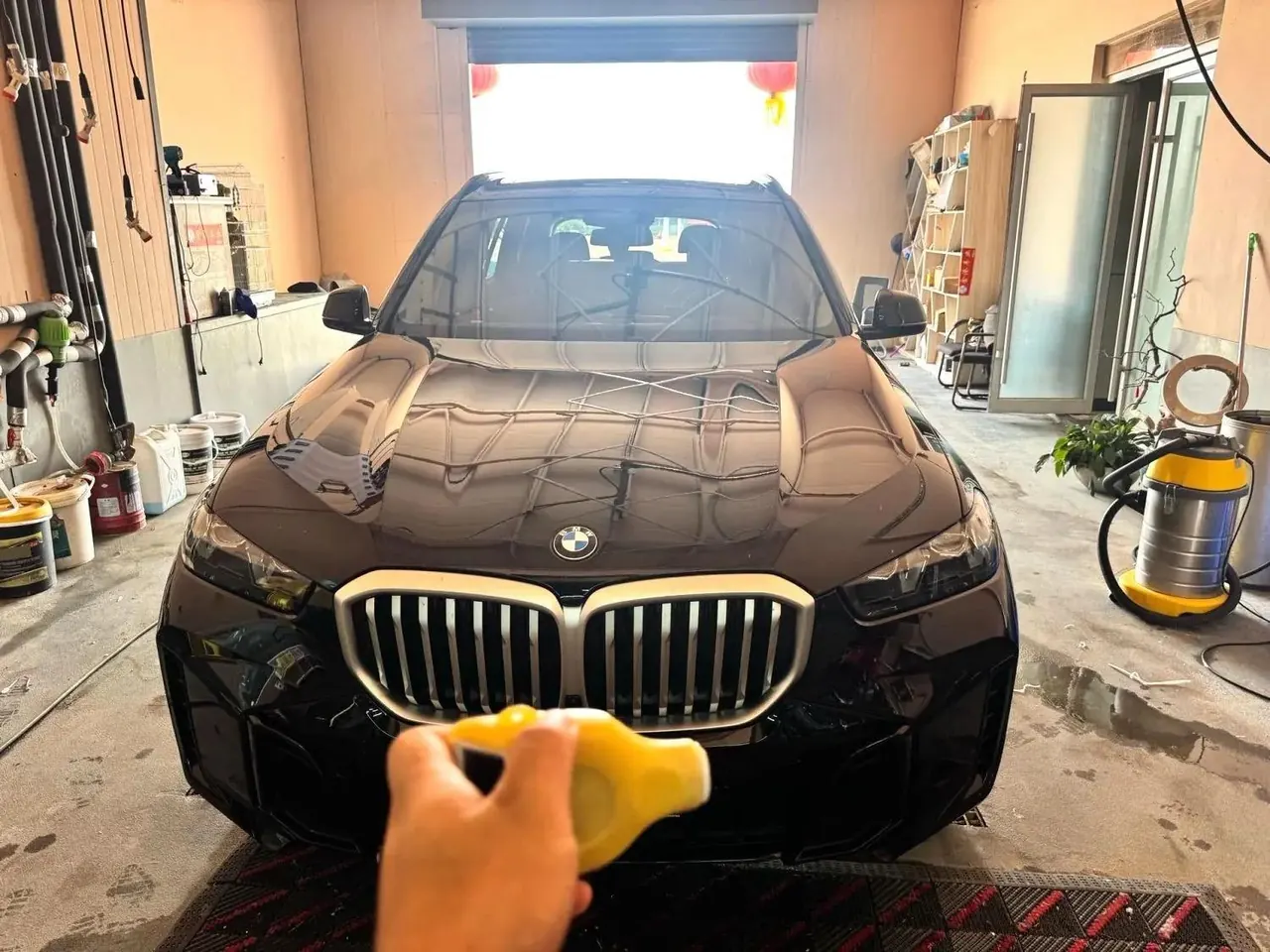 打开图片灯箱:BMW 2023 X5 xDrive30Li 48V 2.0T exclusive m sports obsidian night suit automatic gear