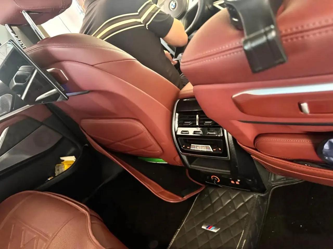 BMW 2023 X5 xDrive30Li 48V 2.0T exclusive m sports obsidian night suit automatic gear 5
