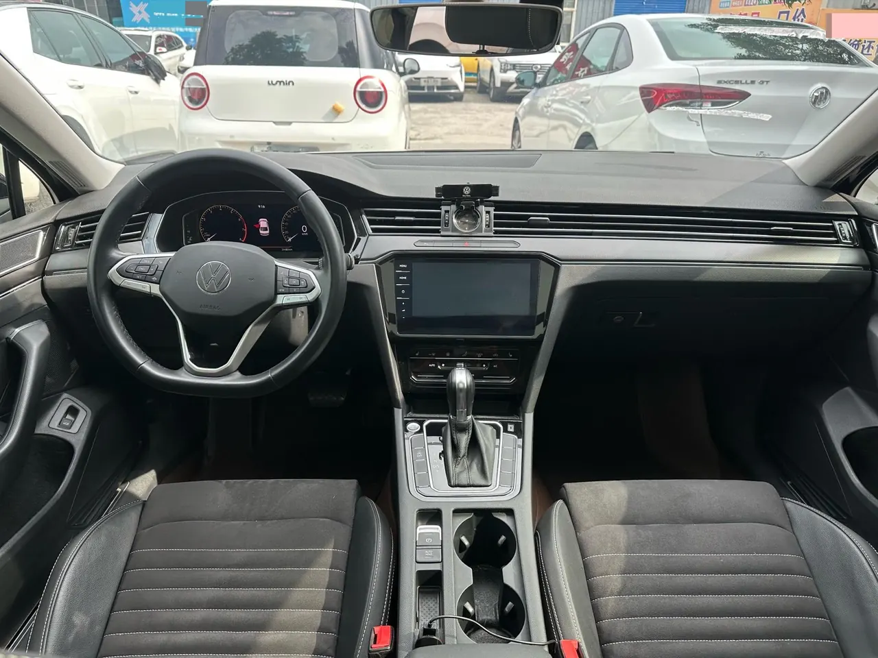 Volkswagen 2020 Magotan 2.0TSI 330TSI luxury automatic transmission 4