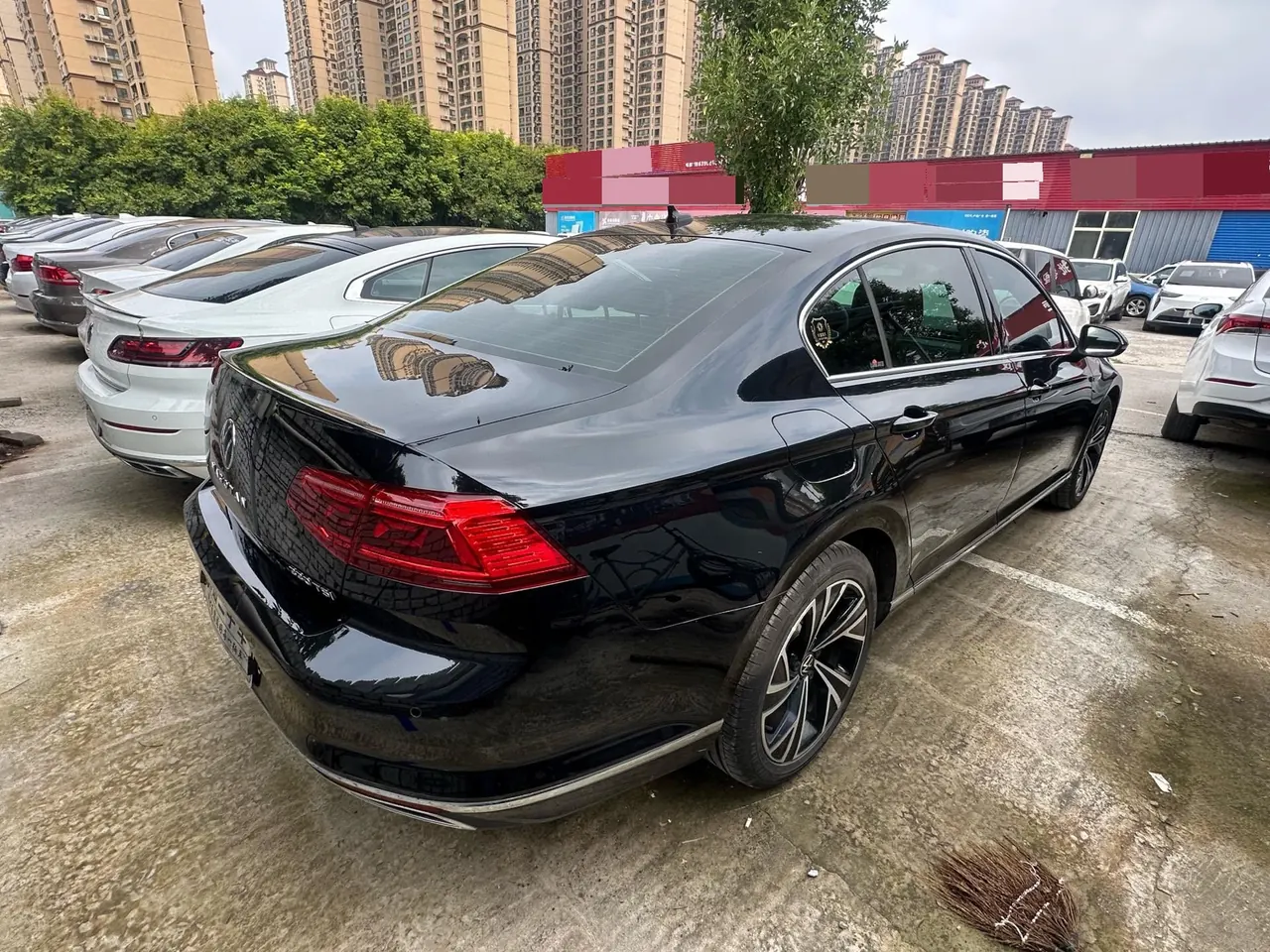 Volkswagen 2020 Magotan 2.0TSI 330TSI luxury automatic transmission 5