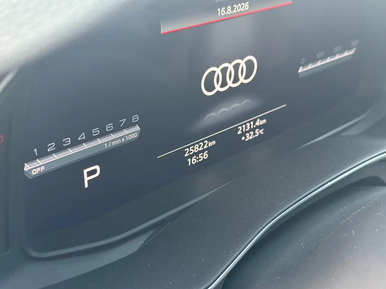 Audi 2022 A7L 2.0TFSI 45TFSI Quattro S-line see remote crystal flow set automatic gear 5