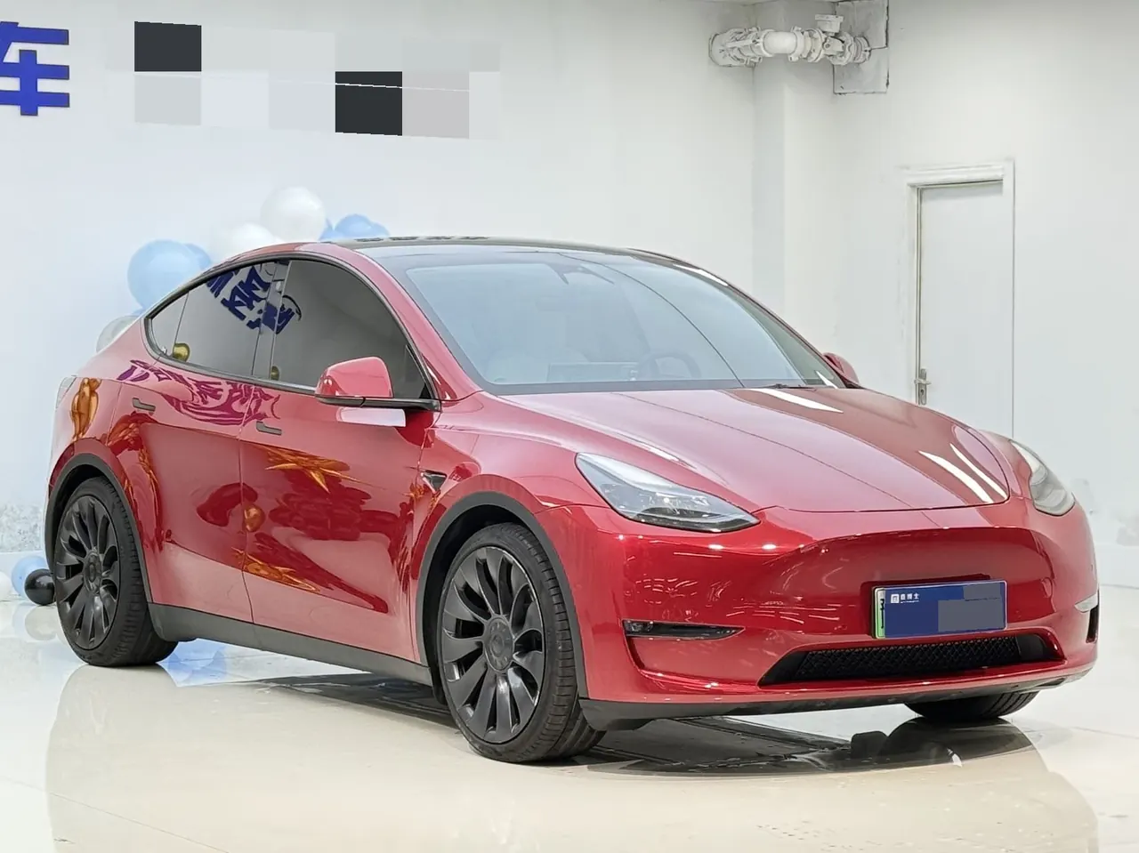 Tesla 2023 Model Y high-performance all-wheel drive version automatic transmission 3