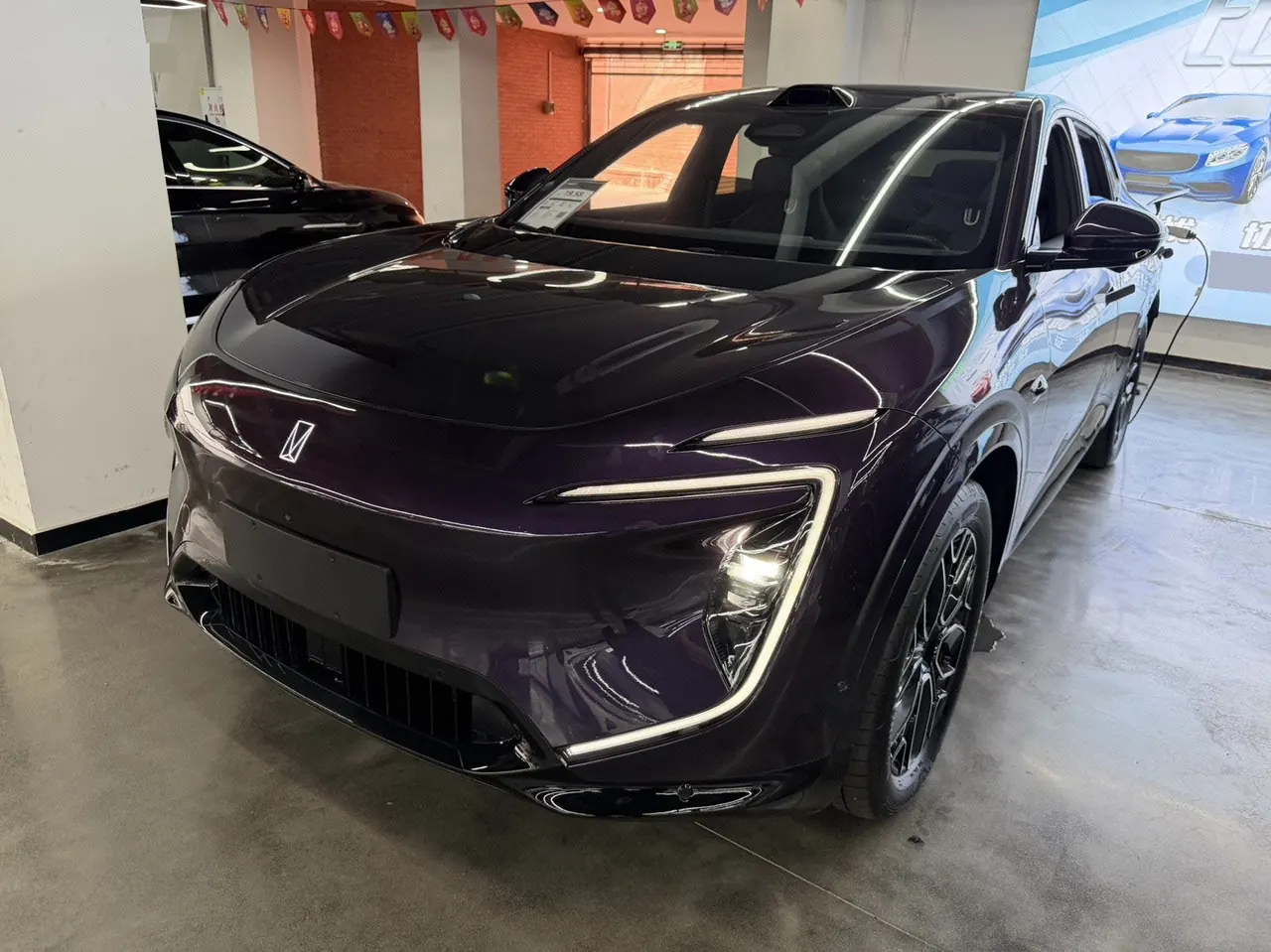 Open image lightbox: Avatr 2026 Avatr 07 Ultra Pure Electric Edition Four-wheel Drive Automatic Gear