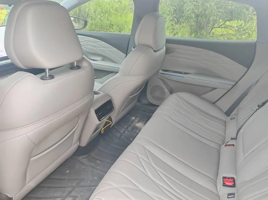 Geely Galaxy 2026 Star Yao 8 EM-i 1.5 Voyage Ocean Edition Automatic Gear 3
