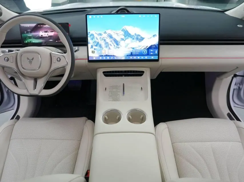 Voyah 2026 models chasing light l four-wheel drive Ultra automatic gear 2