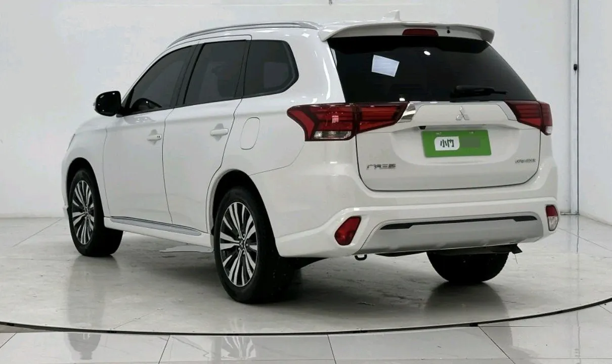 Mitsubishi 2020 Outlander 2.0 Stepless Two-Drive Enjoy Edition 5-seat Automatic Gear 3