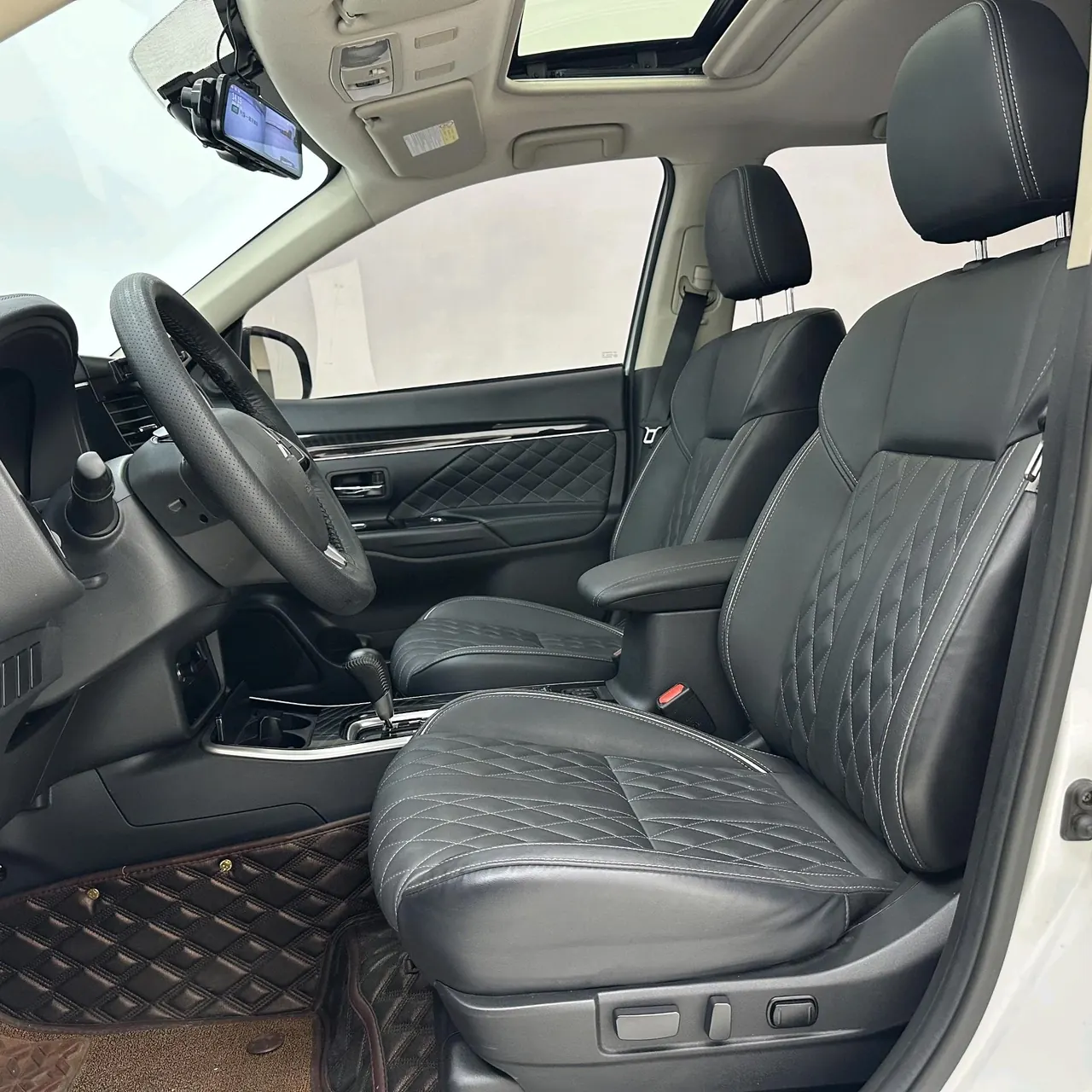 Mitsubishi 2020 Outlander 2.0 Stepless Two-Drive Enjoy Edition 5-seat Automatic Gear 4