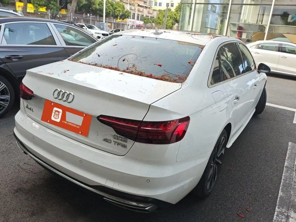 Audi 2020 A4L 2.0TFSI 40TFSI Fashion Elegant Automatic 3