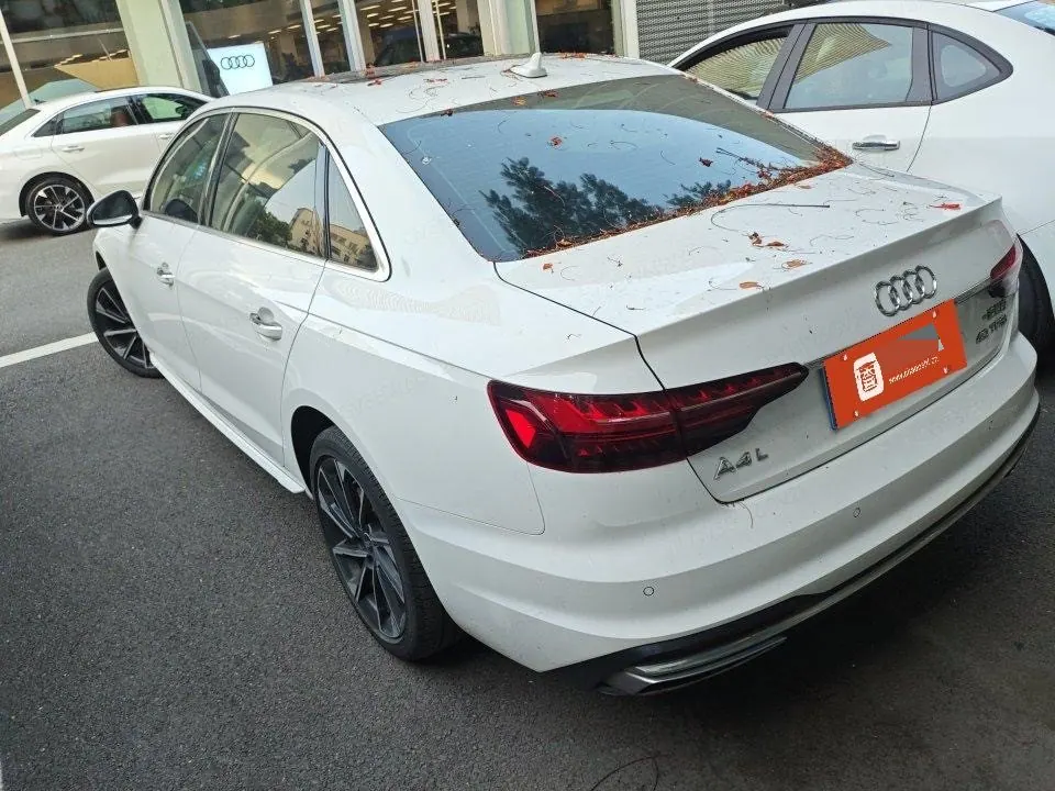 Audi 2020 A4L 2.0TFSI 40TFSI Fashion Elegant Automatic 4