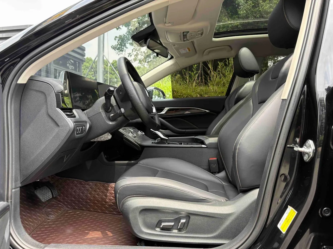 Bestune 2023 B70 1.5T enjoy automatic gear 4