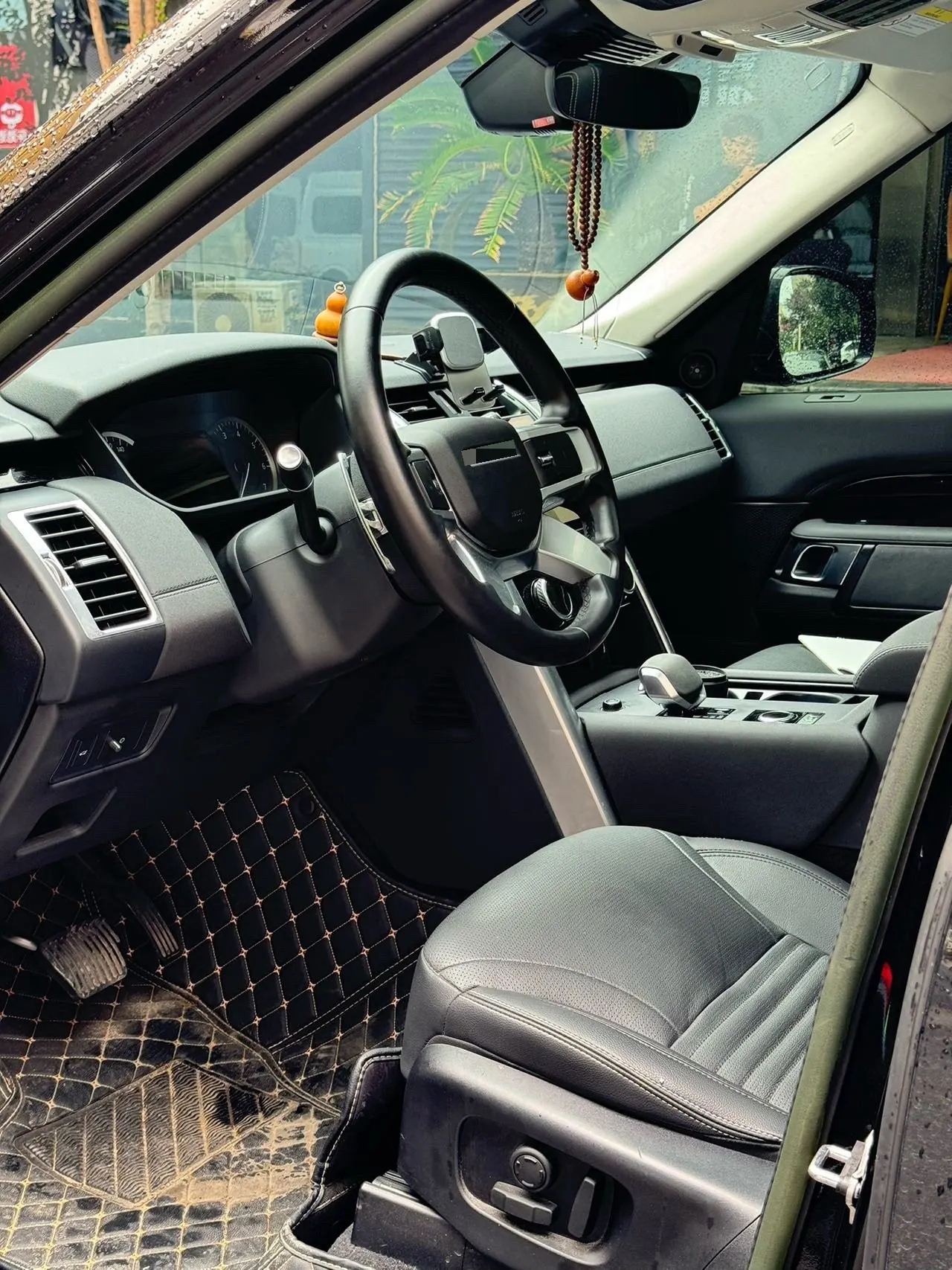 Land Rover found (imported) 2023 found 52.0 T 300PS S (modified) automatic gear 7