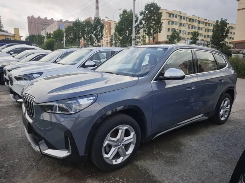 BMW 2023 X1 sDrive20Li 1.5T X Design Package Automatic Transmission 18
