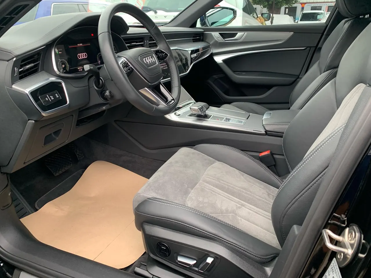 Audi A6L New Energy 2020 A6L e-tron 2.0TFSI 55TFSI e Quattro Automatic 8