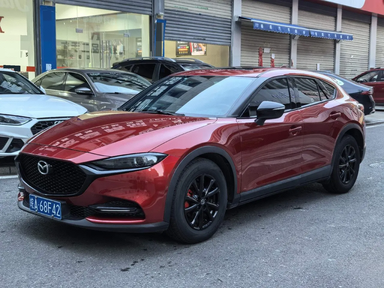 打开图片灯箱:Mazda 2020 CX-4 100.00g Drive Blue Sky Exploration Edition Automatic Gear