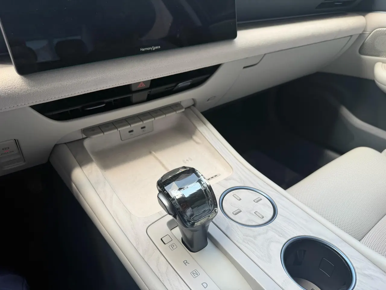 Nissan 2026 Teana 2.0T Stepless Hongmeng Cockpit Flagship Automatic Gear 7