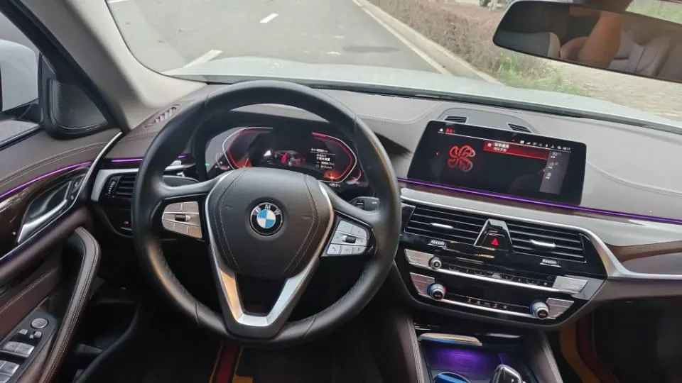 BMW 5 Series 2020 525Li 2.0T Luxury Suit Automatic Gear 2