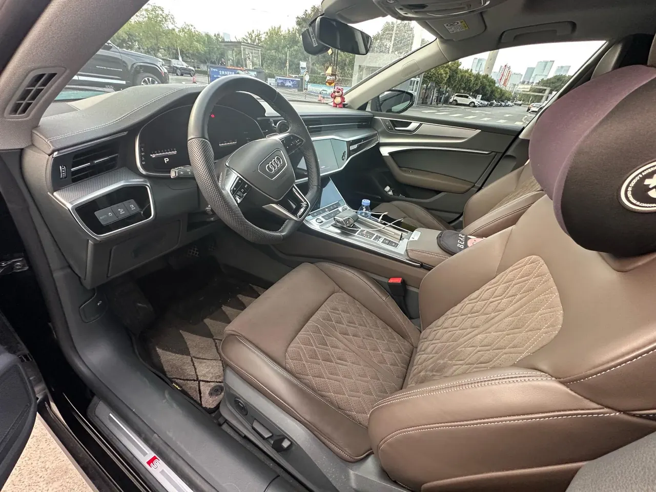 Audi 2022 A7L 2.0TFSI 45TFSI Quattro S-line see remote crystal flow set automatic gear 3